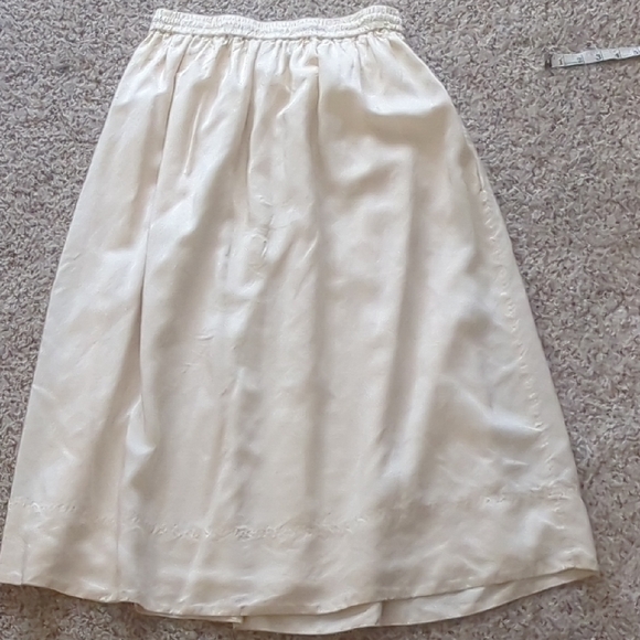 J. Crew Cream Silk A-Line Skirt Small - Picture 3 of 4